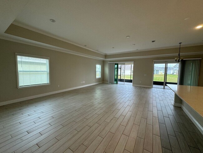 Foto del edificio - NEW MODEL HOME. 4 bedrooms, 3 bath, 3 car ...