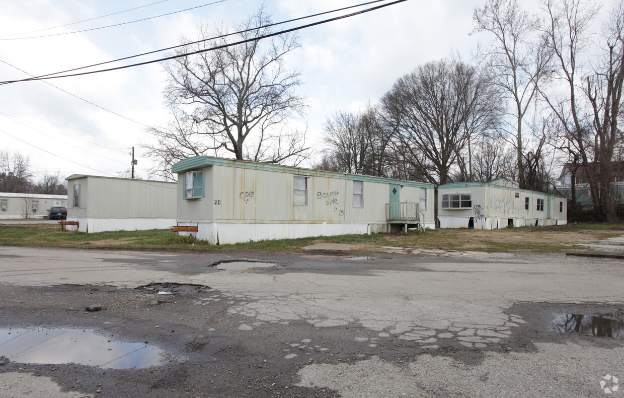 Foto del edificio - Suburban Mobile Home Park