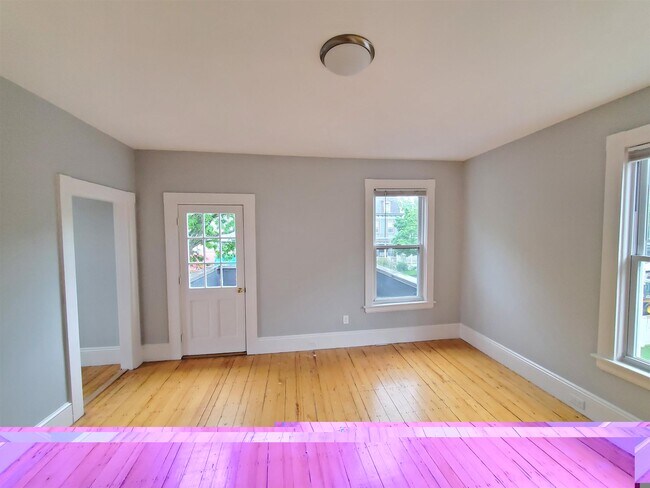 Foto del edificio - 146 Highland Ave