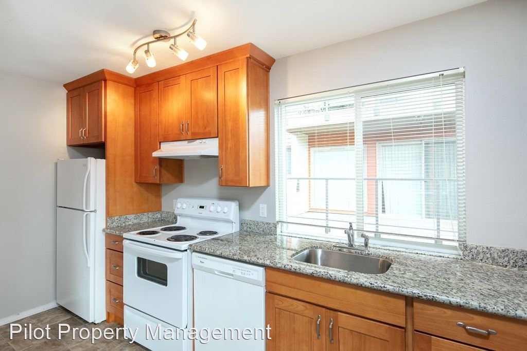 Foto principal - 717 3rd Ave N