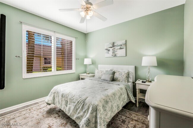 Foto del edificio - 2365 Bayou Ln