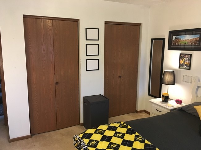 Large Closets - 1064 Newton Rd