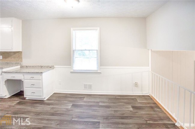 Building Photo - 5275 Cobblestone Way NW