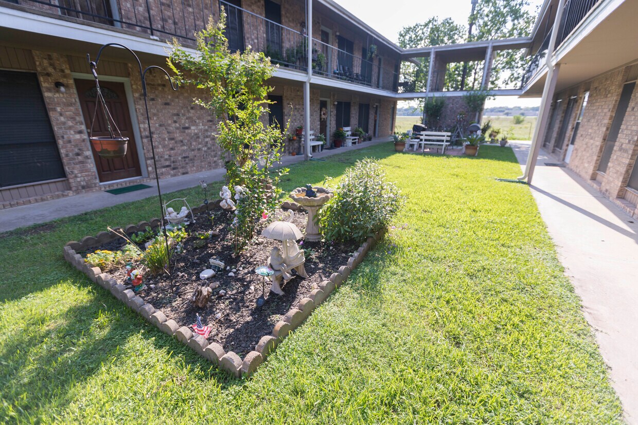 Greenbriar Apartment Homes, LLC El Campo, TX