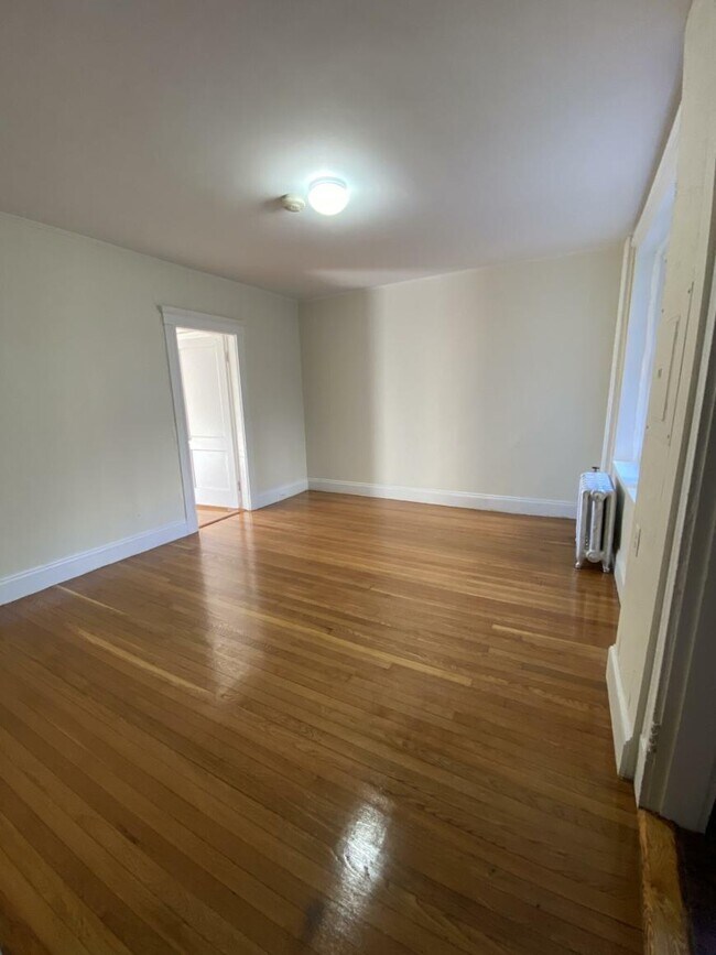 Building Photo - 1 bedroom in Boston MA 02215