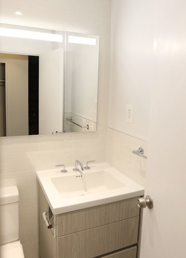 Foto del interior - 425 East 80th Street