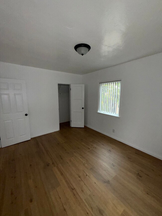 Foto del edificio - 6312 Overhill Dr