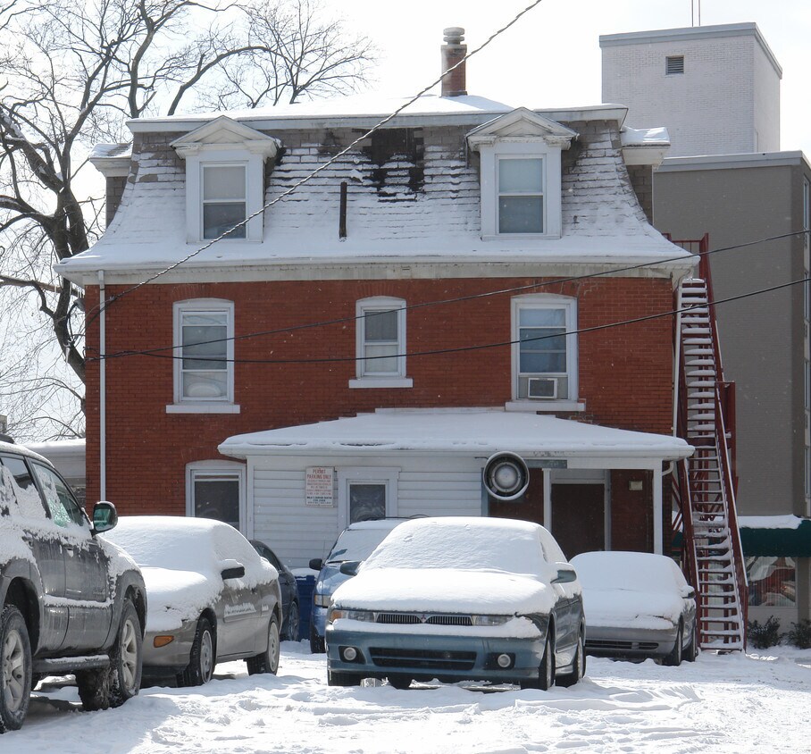 Foto del edificio - 243 S Pugh St