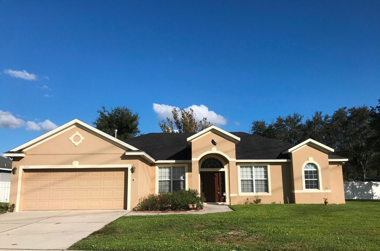 Foto principal - Beautiful 3/2 in Winding Cove with large f...