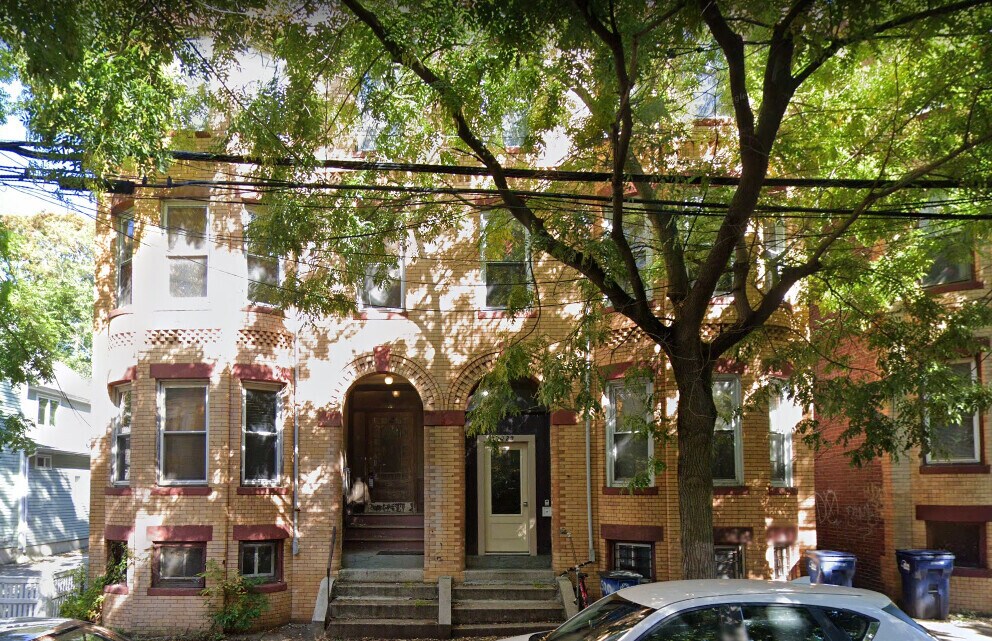 Primary Photo - 23 Highland Park Ave