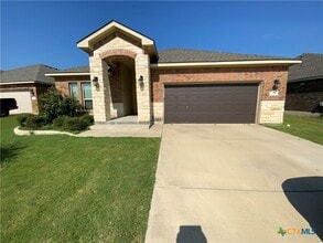 Building Photo - 707 Dunford Dr