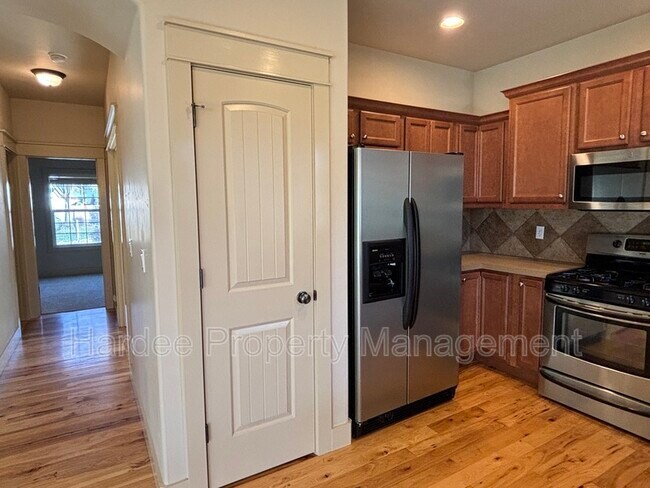 Foto del edificio - 6251 W Geneva St