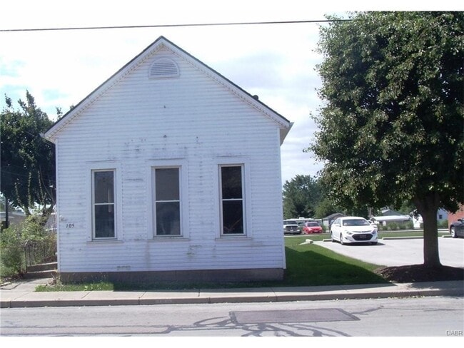 Building Photo - 105 W Martindale Rd