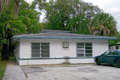 Building Photo - 1418 19th Ave W