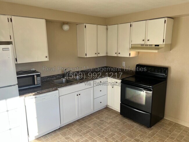 Foto del edificio - 118 N McKinley St