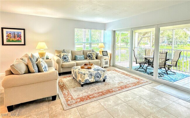 Foto del edificio - 6371 Pelican Bay Blvd