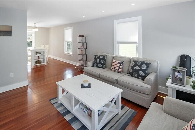 Building Photo - 1 Conrad Ct