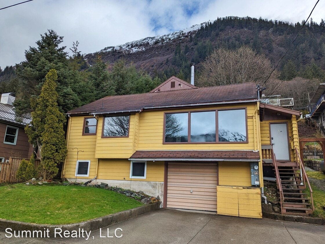 156 Behrends Ave, Juneau, AK 99801 House Rental in Juneau, AK