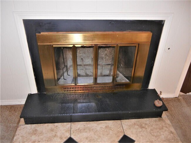 Foto del edificio - 6552 N Meridian Ave