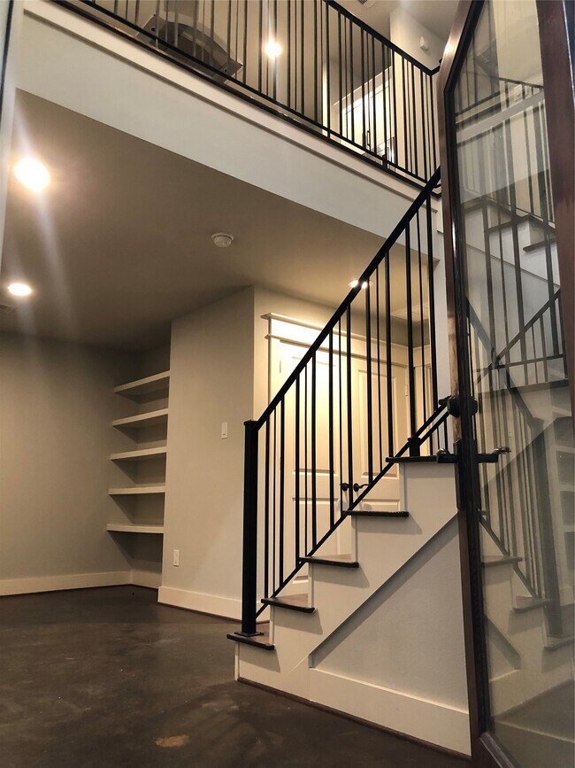 Foto del edificio - 5514 Larkin St