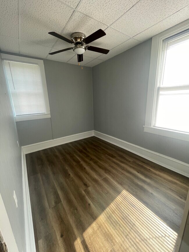 Foto del edificio - 1103 N 8th St