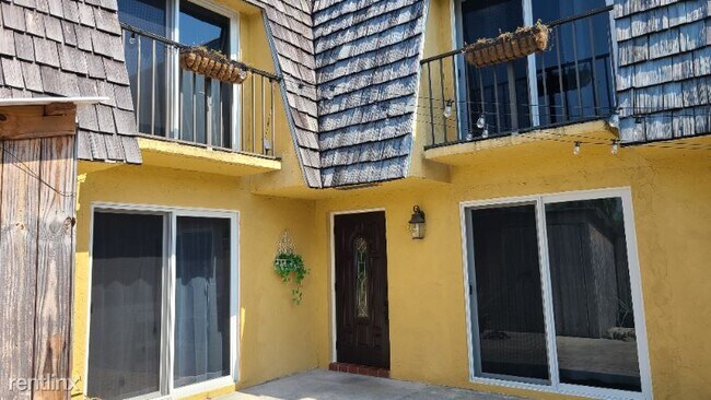 Building Photo - 3 br, 2.5 bath Townhome - 3691 Silver Lace...