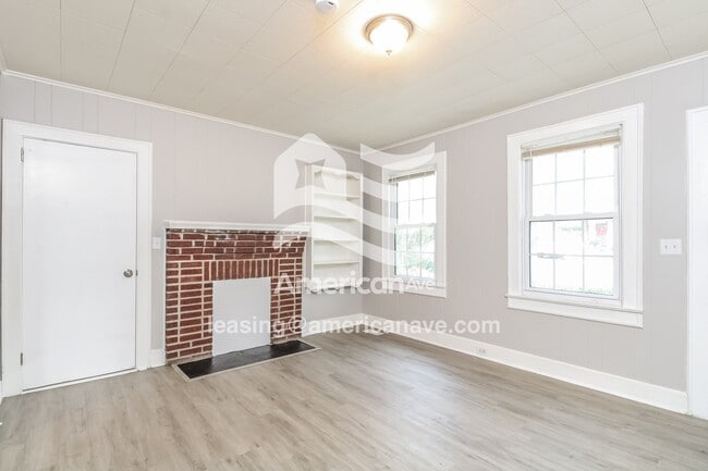 Building Photo - 407 Pineneedle Rd