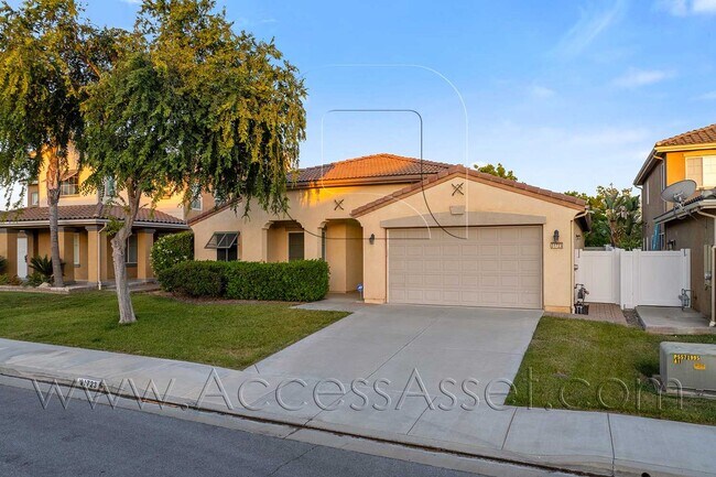 Building Photo - Beautiful 4 Bed/3 Bath Home In Winchester!