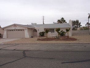 Building Photo - 2617 Rango Dr