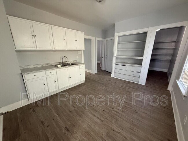 Foto del edificio - 3278 N 17th St