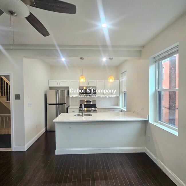 Foto del edificio - 49 Charter St