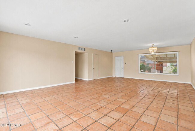Foto del edificio - 4233 Hampshire Ln