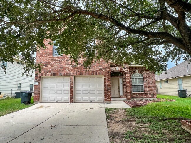 Building Photo - 340 Meadow Park