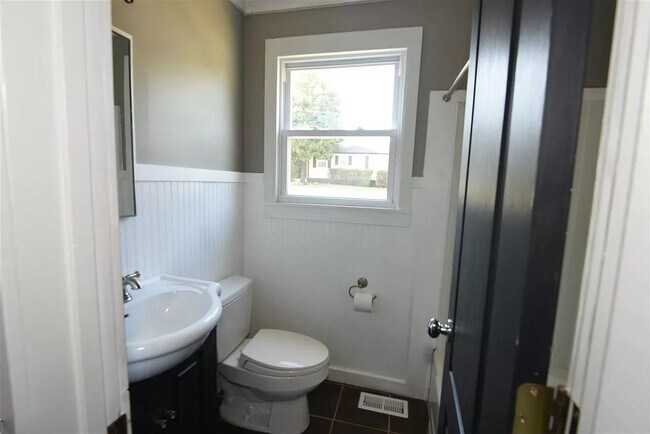 Foto del edificio - 10 N Acres Dr