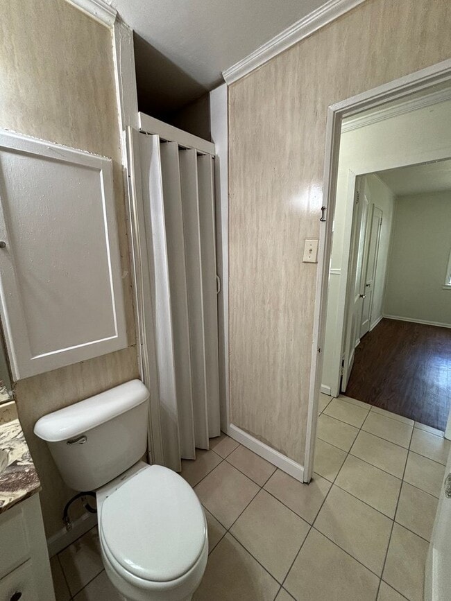 Building Photo - 3 bdrm 1 Bath home near Millington Elementary