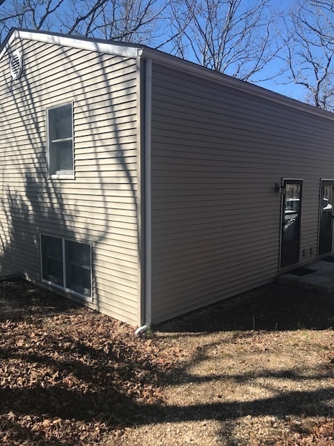 Building Photo - 1003 Cedar Terrace
