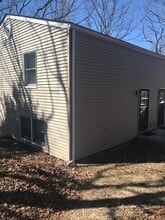Building Photo - 1003 Cedar Terrace