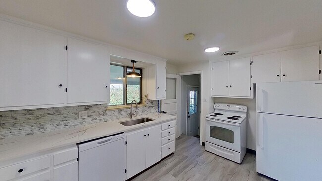 Foto del edificio - 2985 Reed St