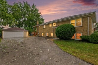 Building Photo - 16W641 56th Pl