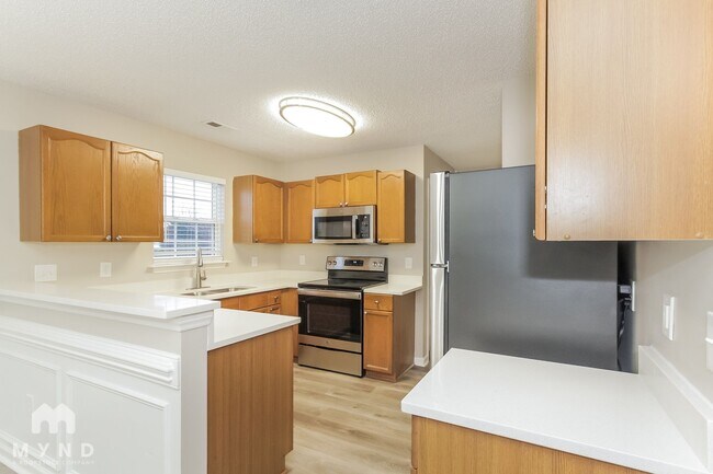 Foto del edificio - 4505 Capstone Dr