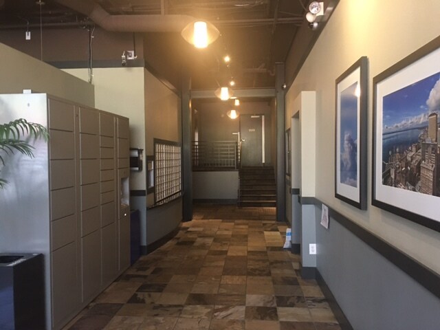Foto del edificio - 108 5th Ave S