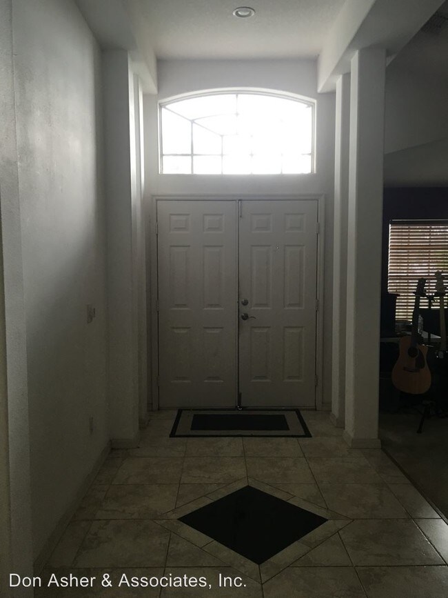 Foto del edificio - 3 br, 2 bath House - 10854 Brown Trout Cr.