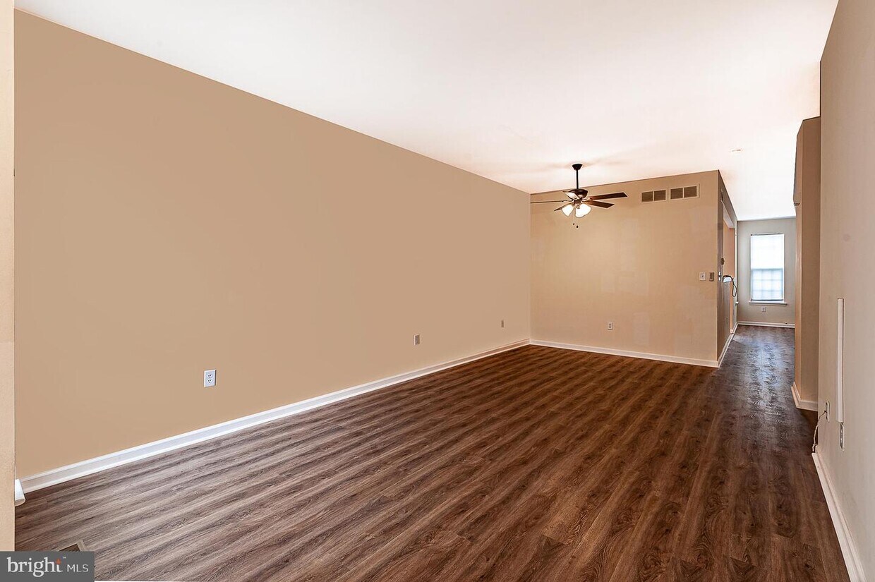 207 Chancellor Dr, Deptford, NJ 08096 Townhome Rentals in Deptford NJ