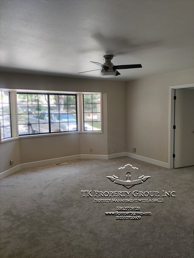 Building Photo - 13313 Thistle Loop