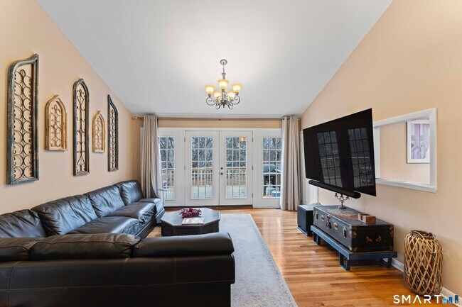 Foto del edificio - 1 Hawthorne Cove