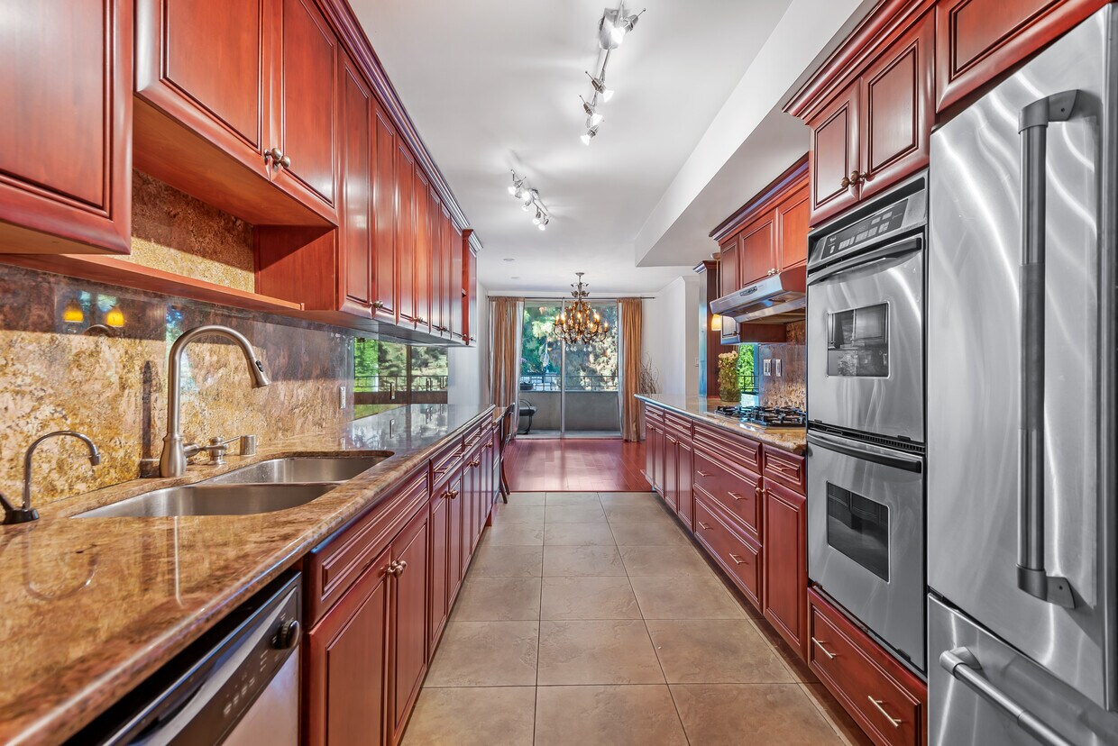 16012 Moorpark St Unit 103A, Encino, CA 91436 Condo for Rent in