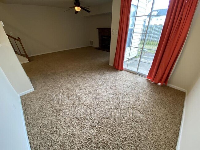 Foto del edificio - 5134 Mallards Landing Dr