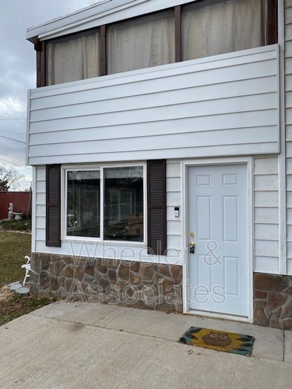 792 E 450 S Unit 2, Clearfield, UT 84015 Condo for Rent in