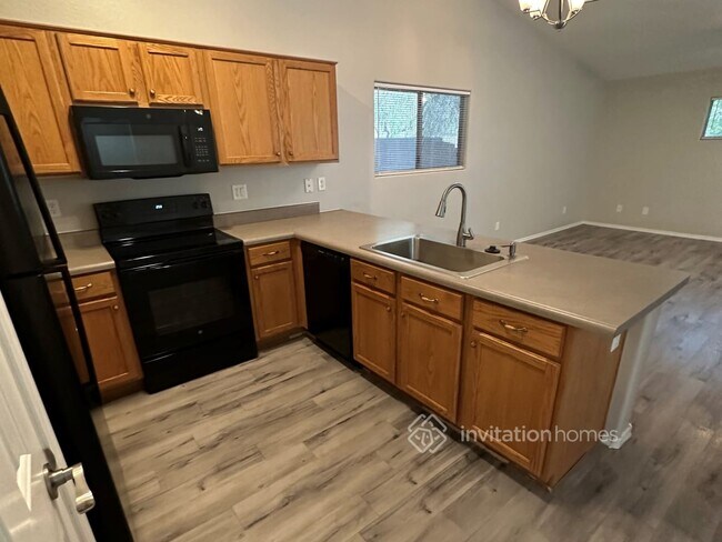 Foto del edificio - 9239 W Caron Cir