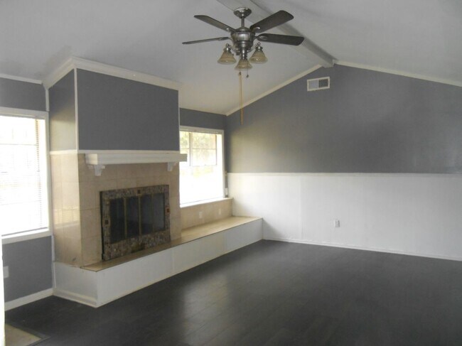 Building Photo - 14503 Alrover St